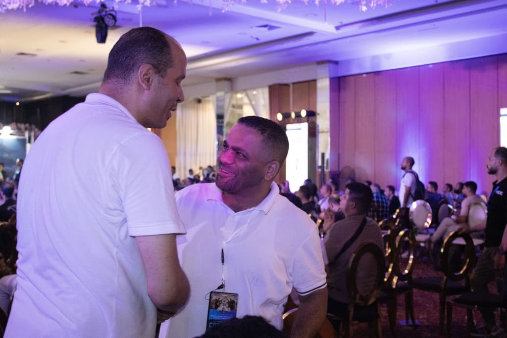 المؤتمر 4